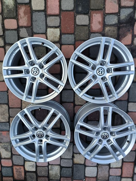 Felgi aluminiowe 17 Volkswagen Golf Passat Touran Sharan Tiguan