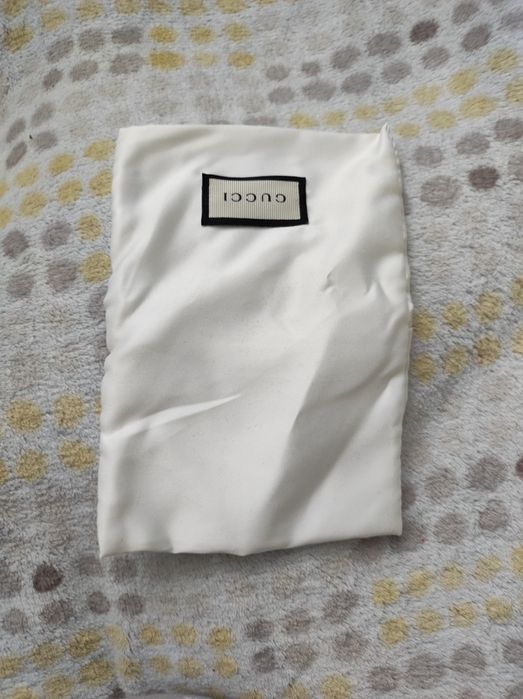 Biały woreczek Gucci