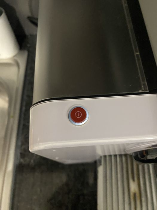 Máquina de Café Nespresso Krups – Avariada | Para Peças ou Reparação