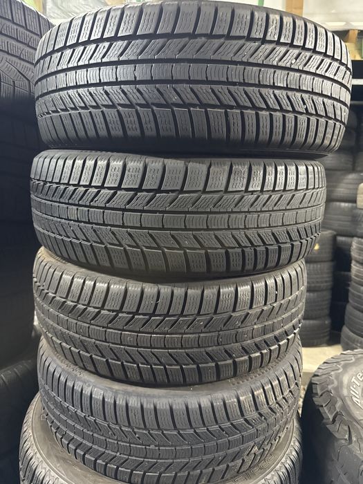Шини резина 205/55/17 r17 Continental комелект зимні