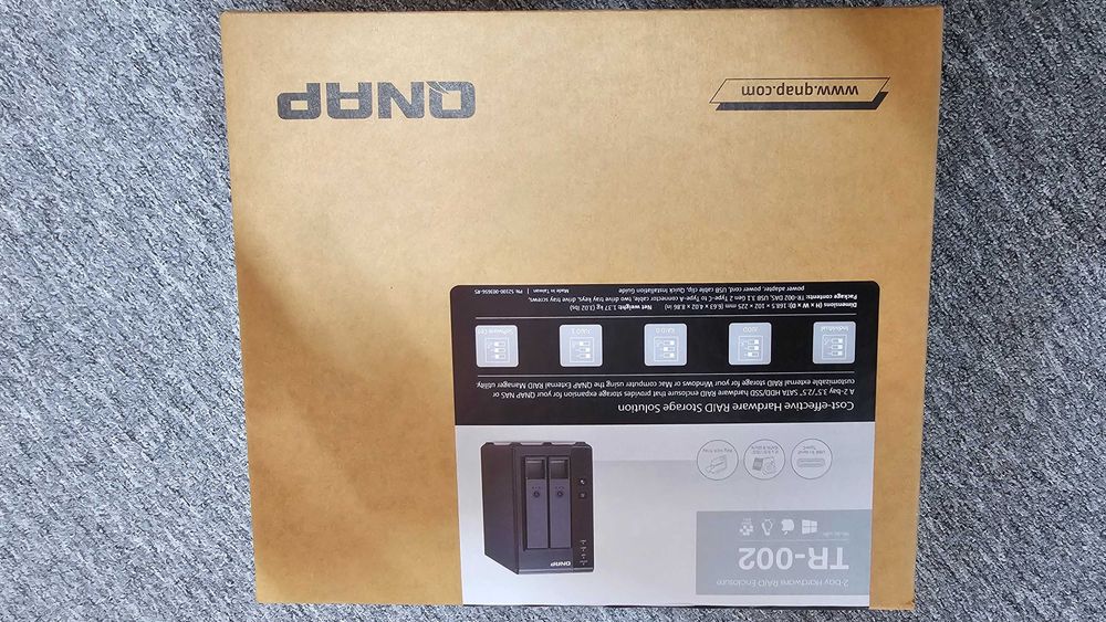 Qnap TR-002 Caixa Discos446772350686996484