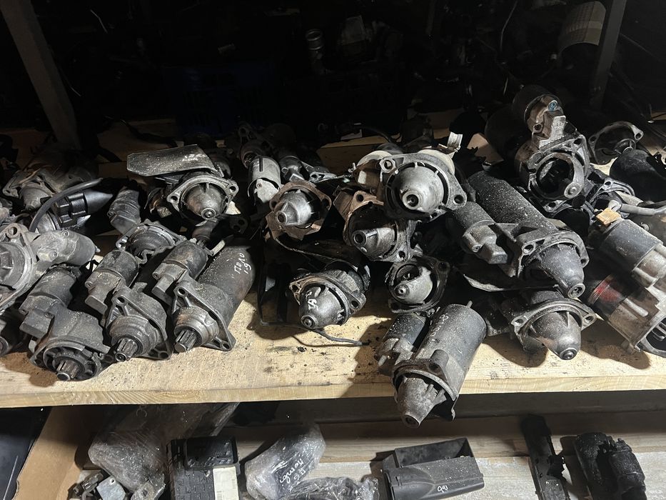 Стартер Volkswagen Passat B 5,B6 B7 B8 Пассат Audi A6 A4  Skoda Superb