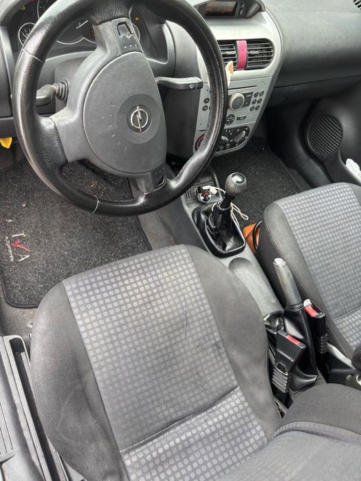 Opel corsa 1.3 cdti