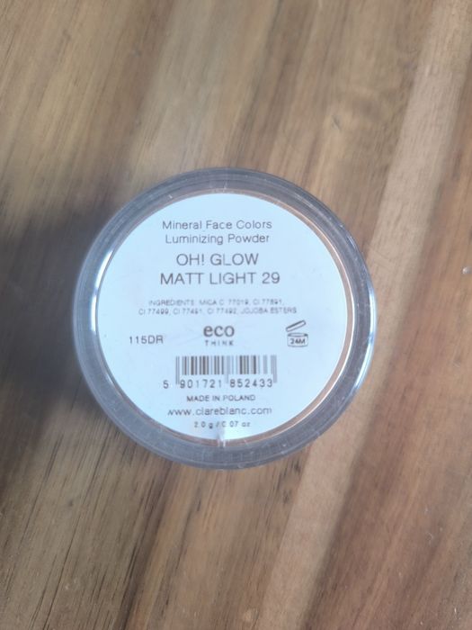 Puder Clare Blanc Oh Glow Matt Light 29  2g