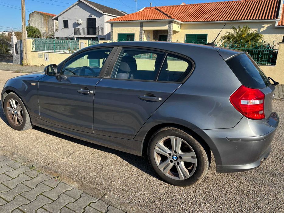 BMW  116   2.0 D     100000 Kms