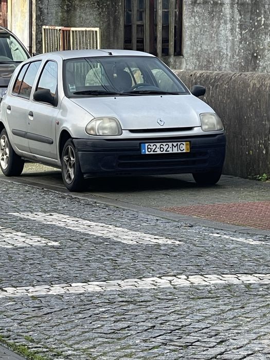 Clio 1.2 e muito bom esatdo ou troco