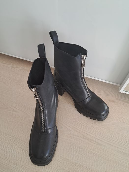 Buty botki skóra naturalna Reserved 37