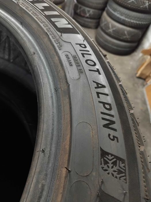 Шини бу 245/45 R18 Michelin Pilot Alpin 5 Комплект Зима