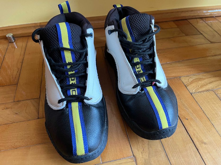 Buty Jordan białe czarne dobry stan 42,5 rozmiar 27 cm