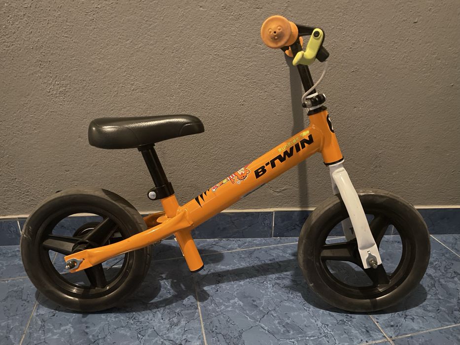 Bicicleta aprendizagem crianca