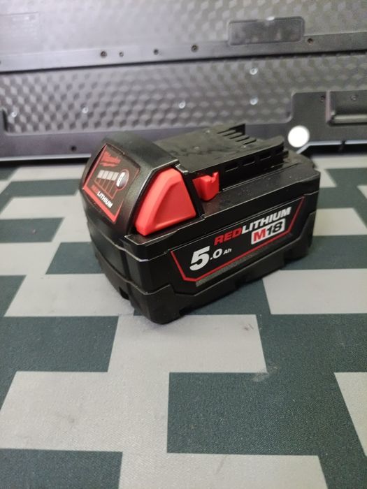 M18B5 bateria Milwaukee