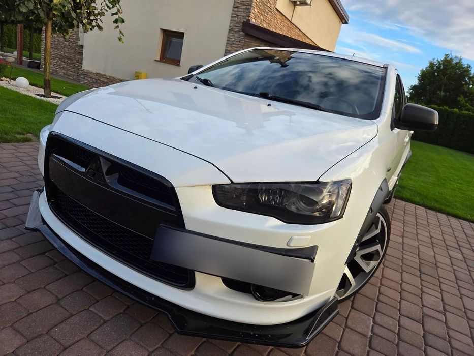 Mitsubishi Lancer