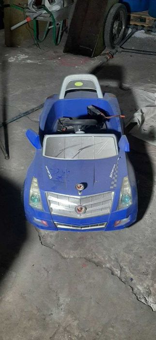 Детский электромобиль