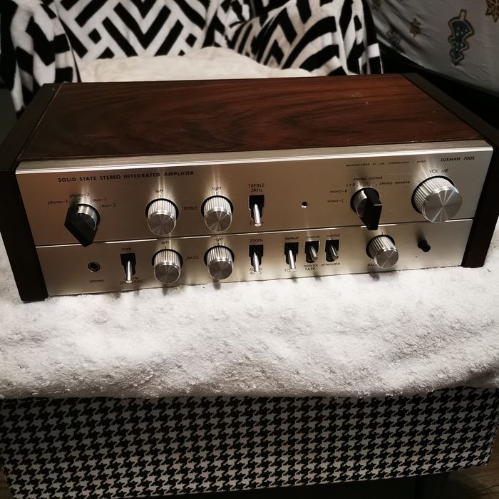 Wzmacniacz Luxman 700 x