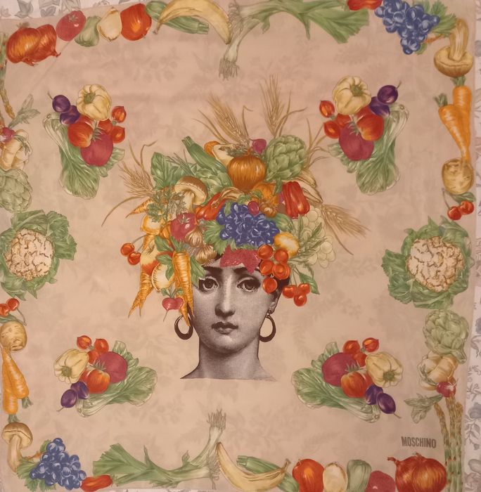 Шовкова хустка moschino