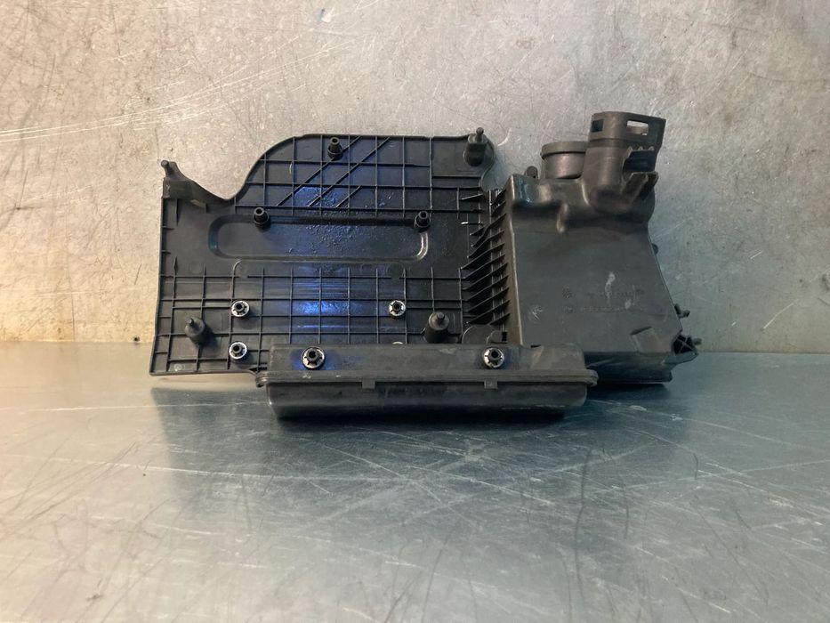 CAIXA DO FILTRO DE AR FORD FIESTA / FUSION 1.6TDCI 5S61-9600