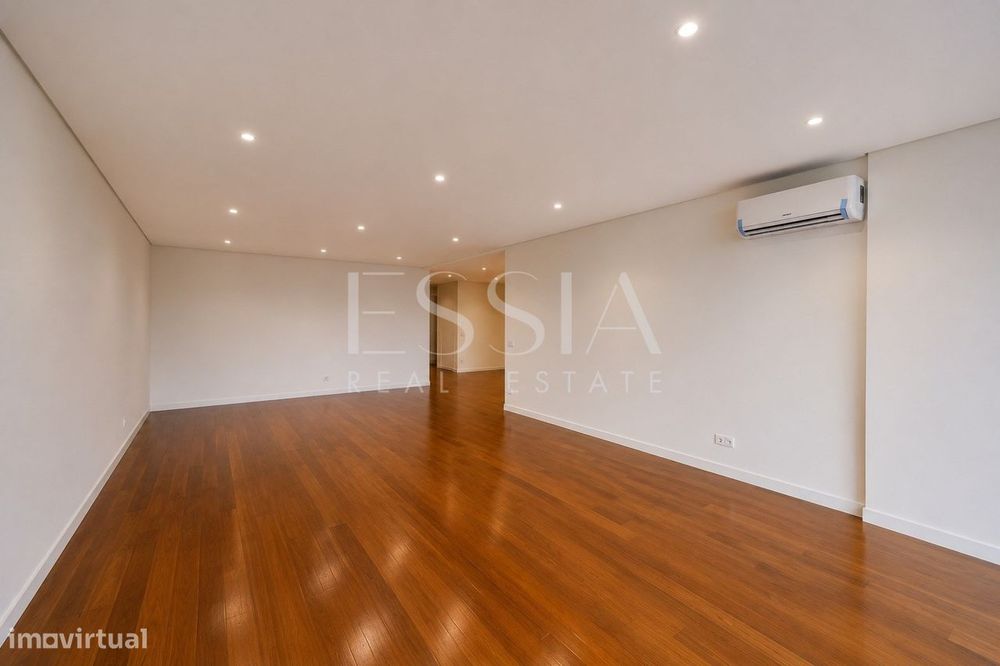Apartamento T3 com Varanda no Varandas do Foco