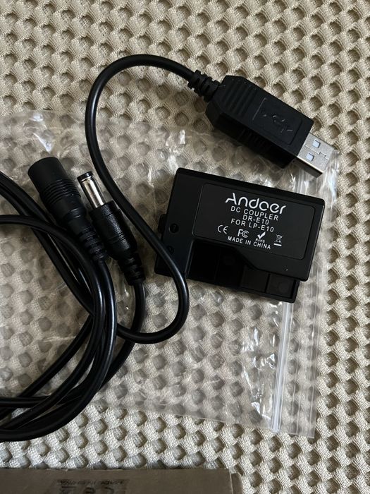 Адаптер питания (пустышка) Andoer DR-E10 для Canon (LP-E10) от USB / Power Bank