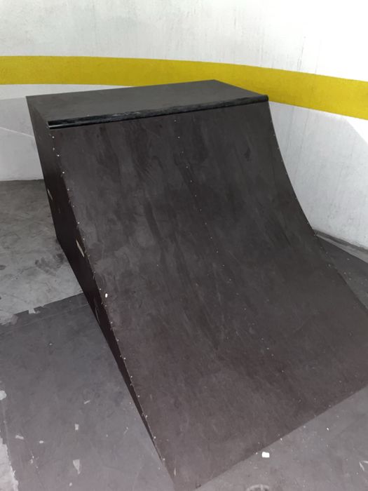 Quarter Pipe de madeira