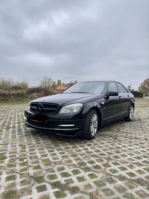 Mercedes-Benz  w204