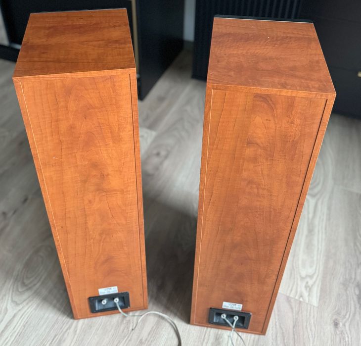 Canton CLE 600 kolumny podłogowe – para +  Denon AVR-1400