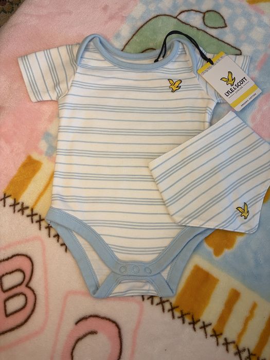 Боді та нагрудник Lyle&Scott