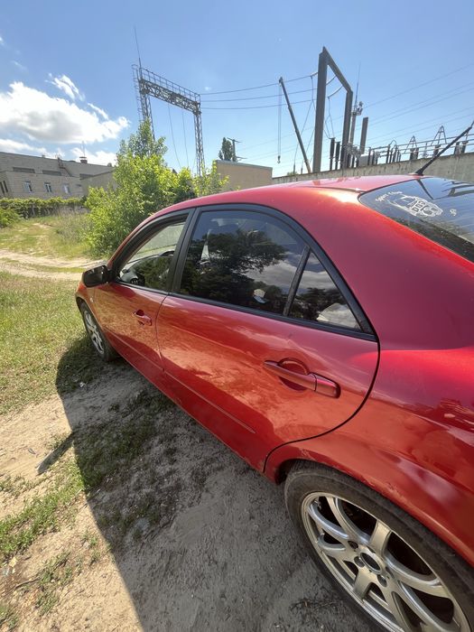 Mazda 6.