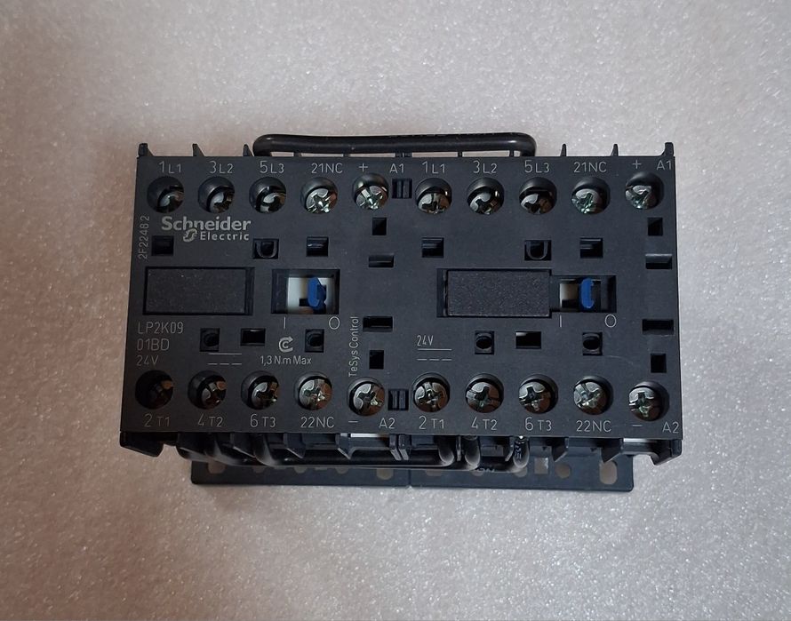 Contator Schneider LP2 K0901BD
