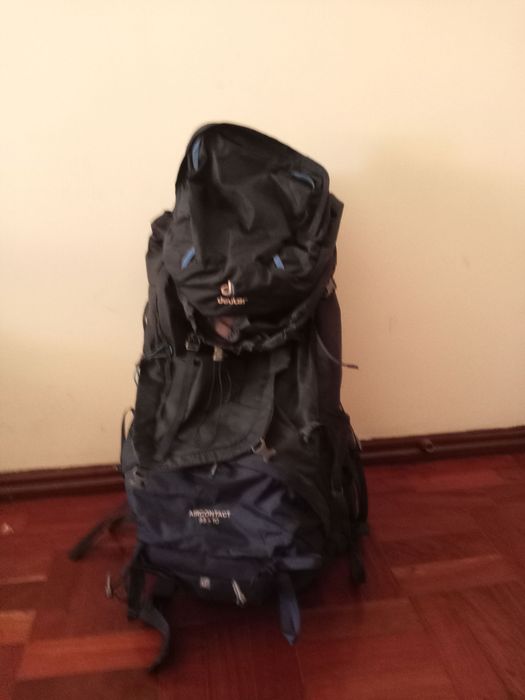 Mochila Deuter 65+10L Air Contact
