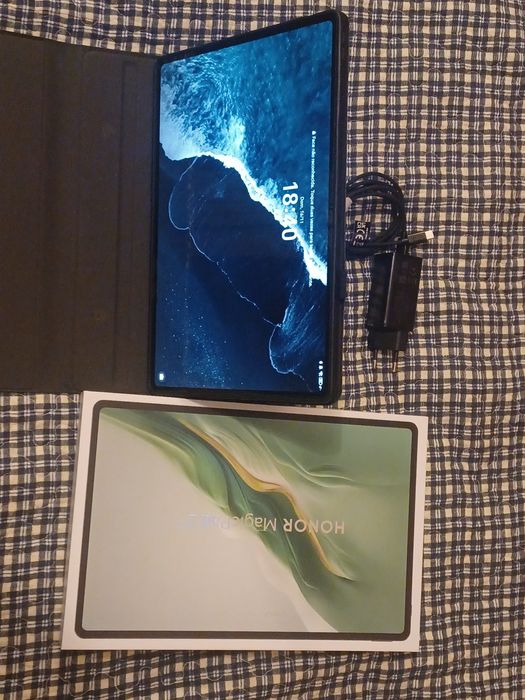 Tablet Honor Magic Pad 2 • 12GB/256GB • Como Novo • Com Capa + Películ