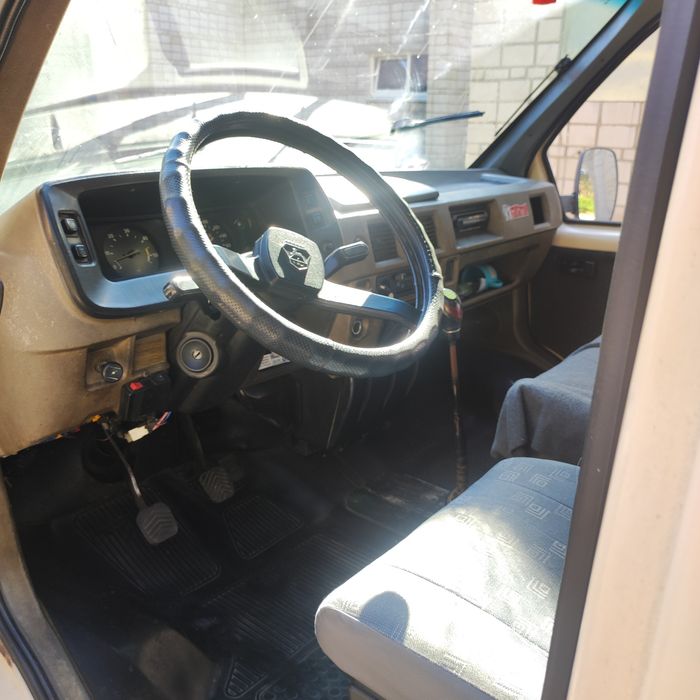 Продам своє авто Газ 3302. Фургон .
