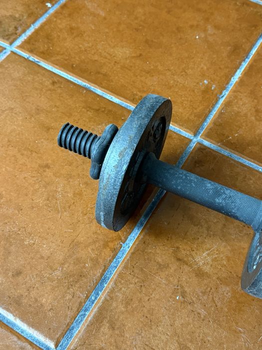 Used Dumbbells in Good Condition446662152585236482