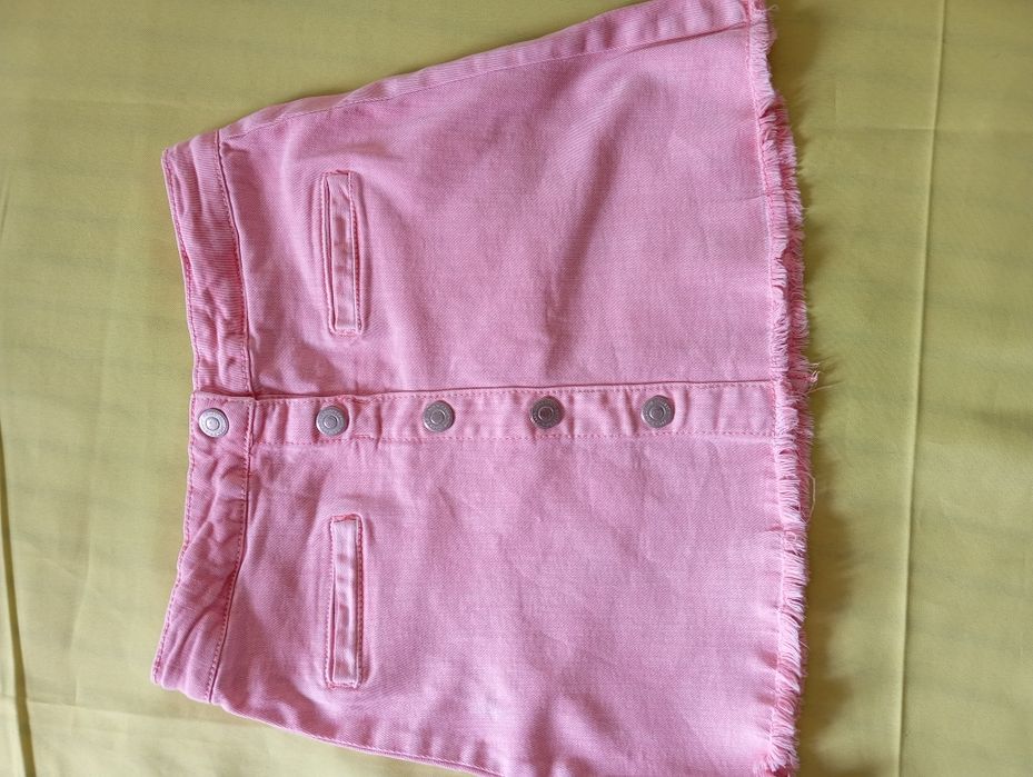Saia rosa 9/10 anos Zara