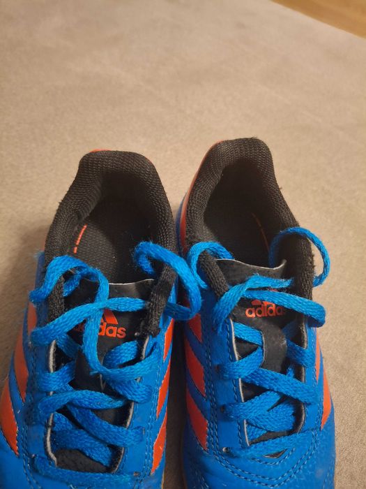 Buty halówki adidas r. 28