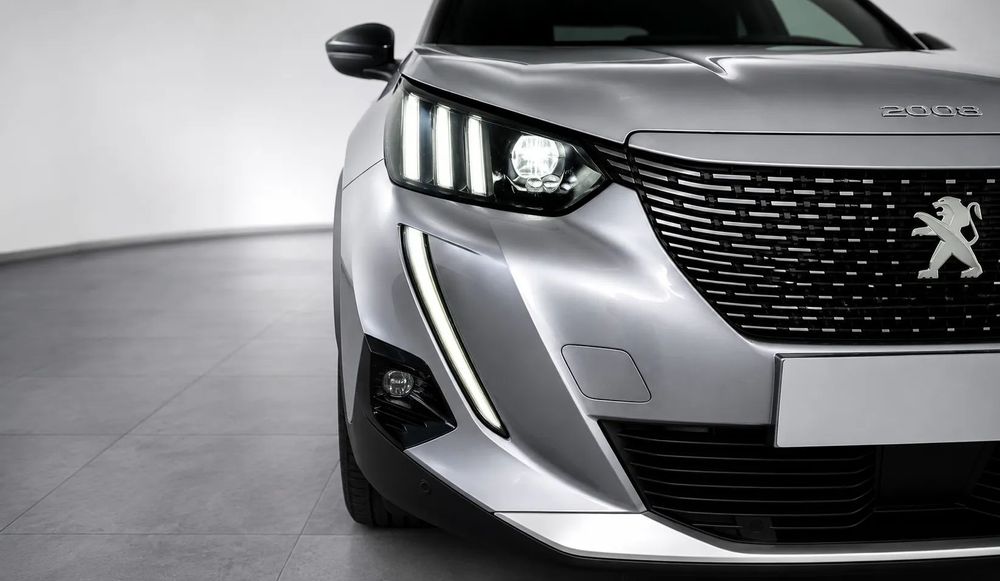 Peugeot e-2008 50 kWh GT