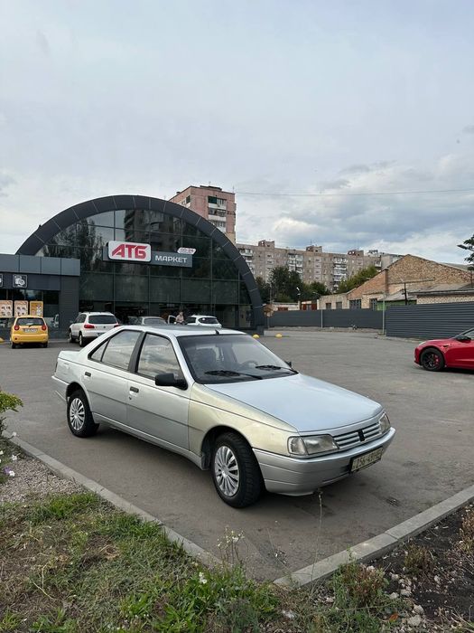 Продам автомобиль Пежо 405