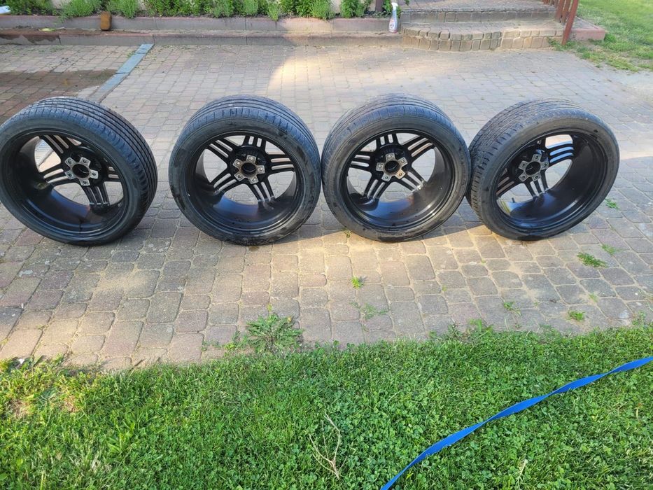 Felgi aluminiowe AMG  czarne 18 do mercedesa