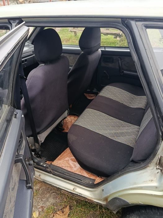 Автомобіль ВАЗ 2109