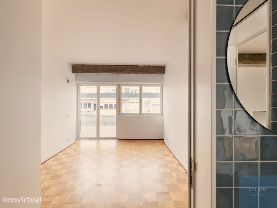 Apartamento T1 para venda no centro histórico do Porto