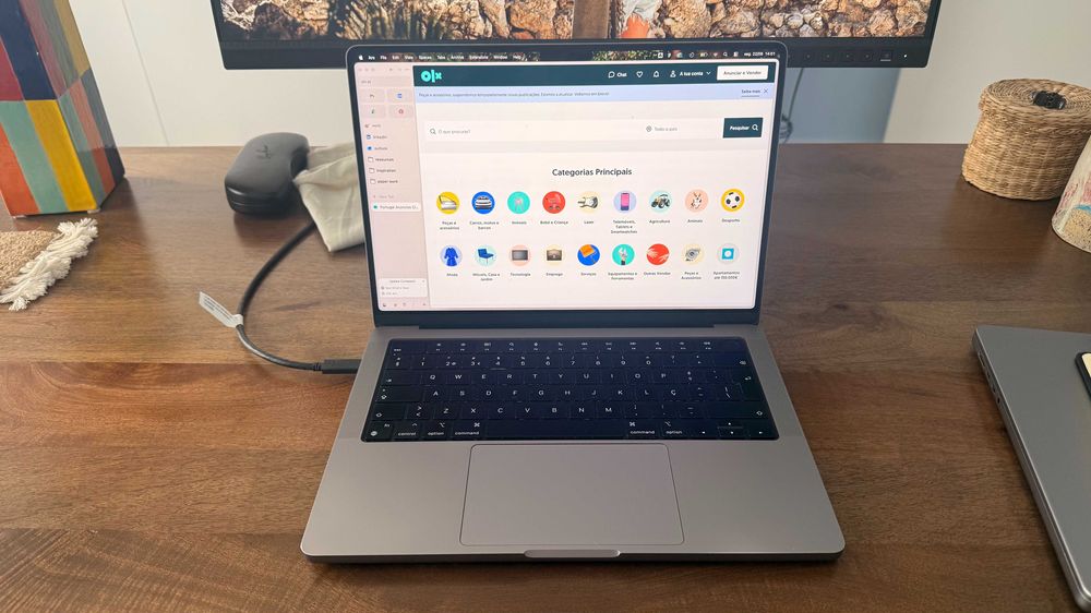 Macbook pro - M2 Pro 12C - 16GB - 1T - 19GPU - SSD