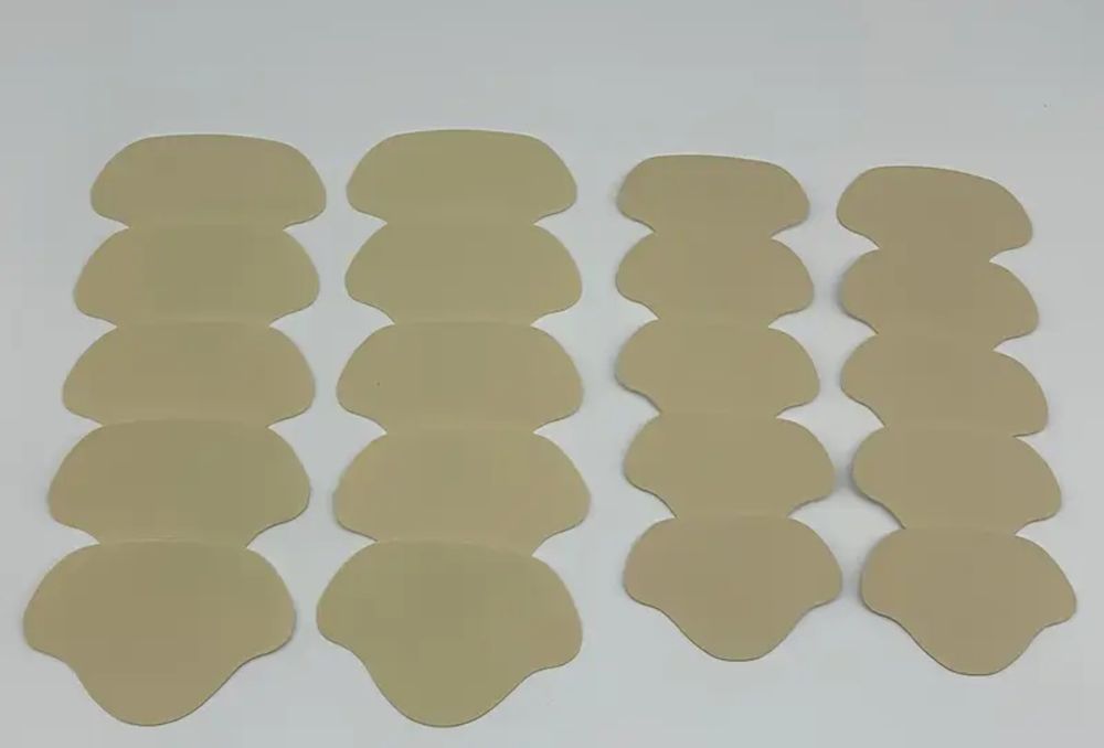 Наклейки наліпки на протерту пошкоджену п'яту задник, латки для взу