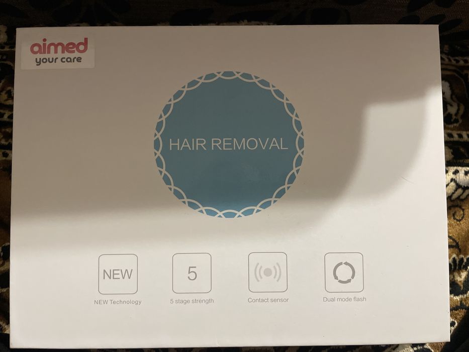 Фотоєпілятор Aimed чорного кольору