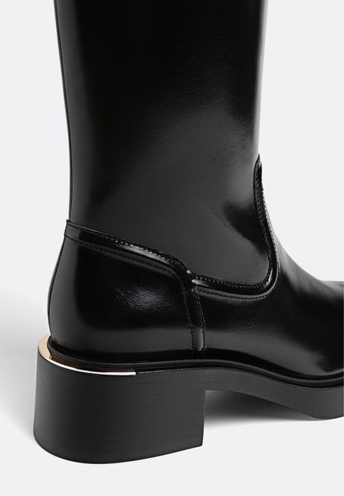 Чобітки Stradivarius