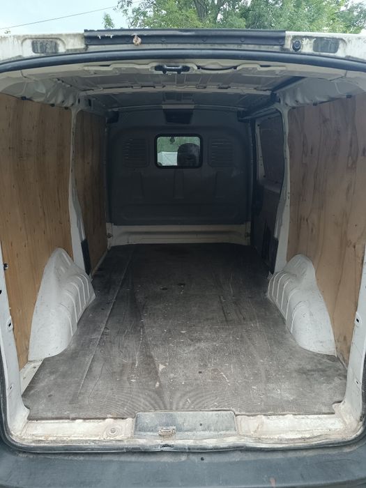 Peugeot expert 1.6 HDI zawieszenie tył pneumatyczne