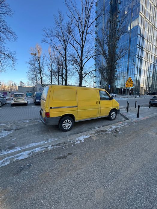 Свіжопригнаний Грузовий т4 1.9 дизель 1998 рік