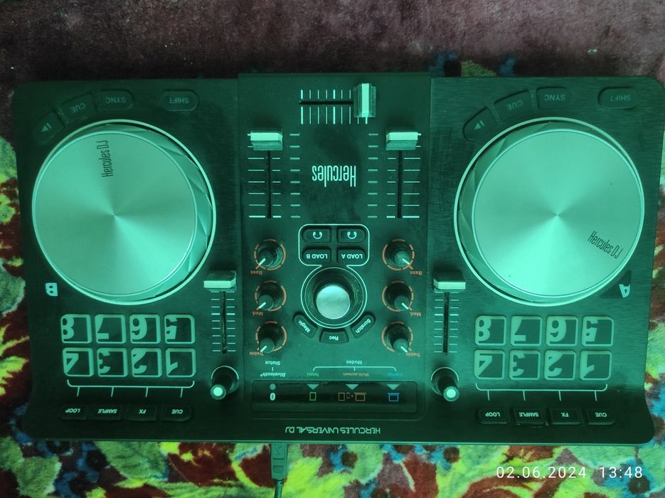 Продам Дж машина