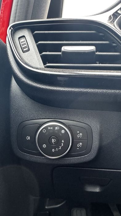 Ford Fiesta — fotografia 7