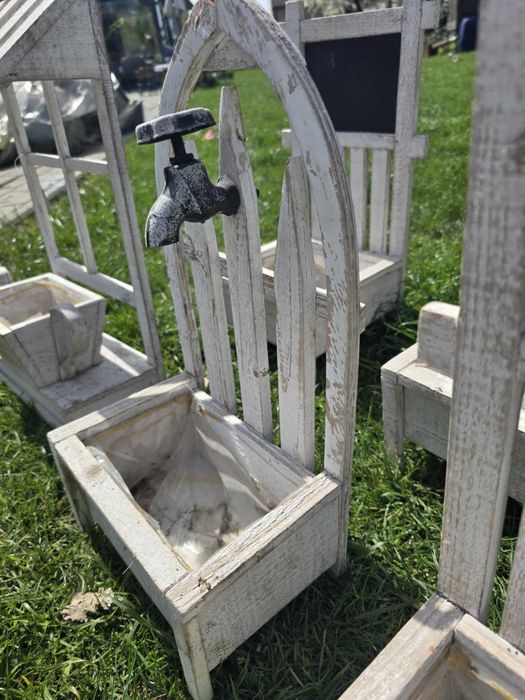 dekoracja ogród taras balkon stojak z kranikiem nieużywane