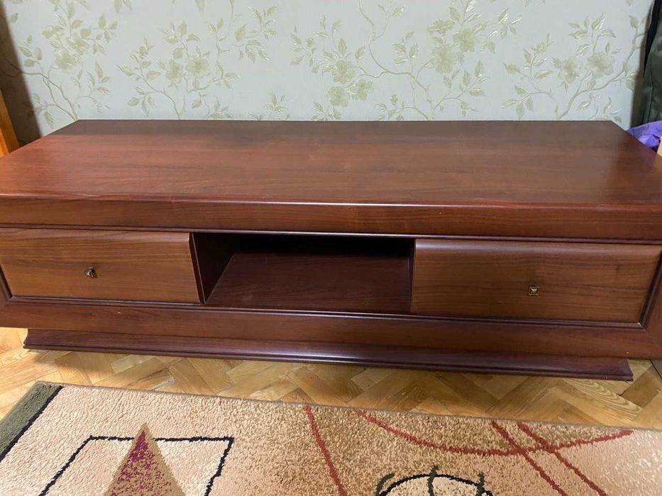 польська тумба під телевізор