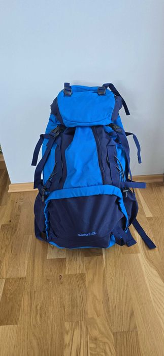 mountain warehouse ventura 40l